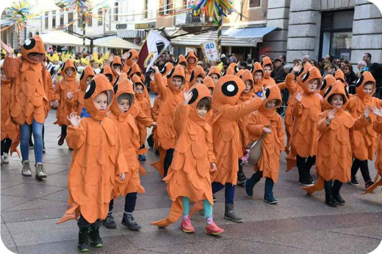 Dubašljanske maškarice na Riječkom korzu