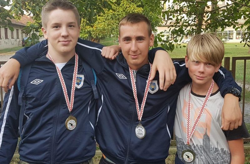 ŠSK Dub:Tri medalje iz Vinkovaca