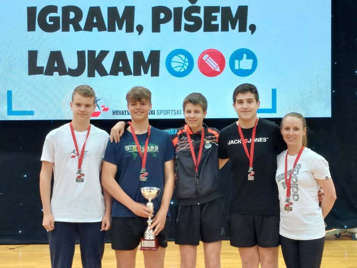 Malinskarski osnovnoškolci državni viceprvaci u stolnom tenisu
