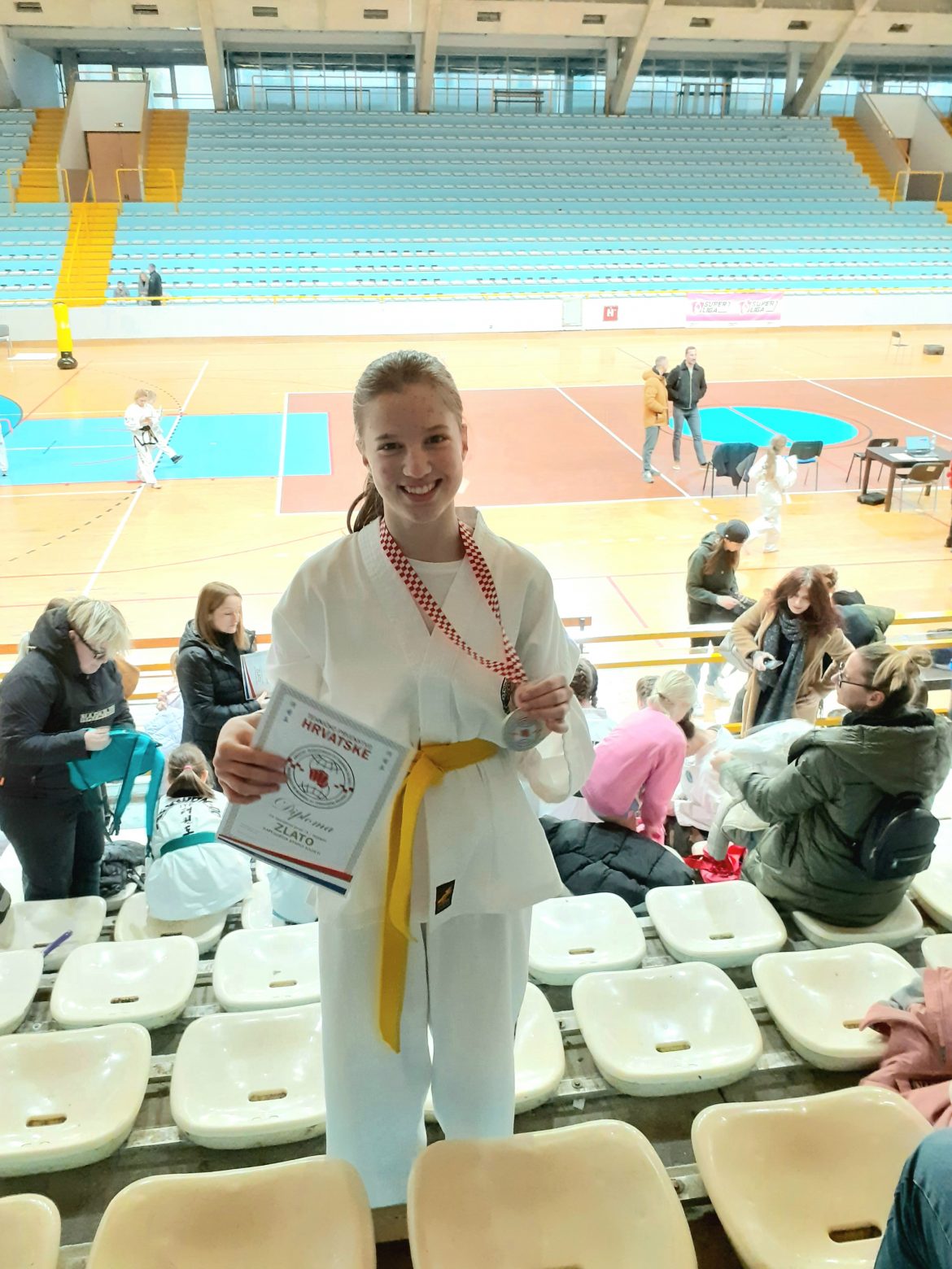 Paola Ivana Medved učenica 8b razreda OŠ Malinska -Dubašnica osvojila zlato na tehničkom prvenstvu Hrvatske u Tradicionalnom ITF Taekwon Do-u