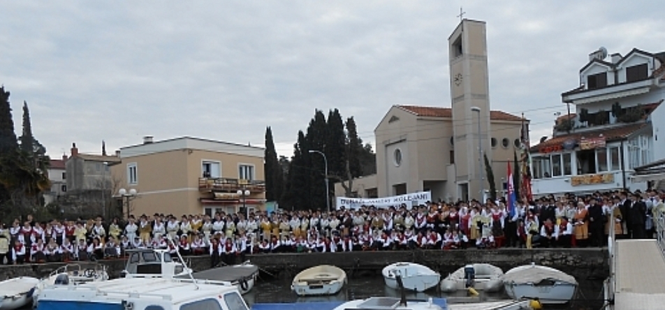 Otvorenje retrospektivne izložbe Dubašljanski kolejani 2014./2015. – simbol zajedništva
