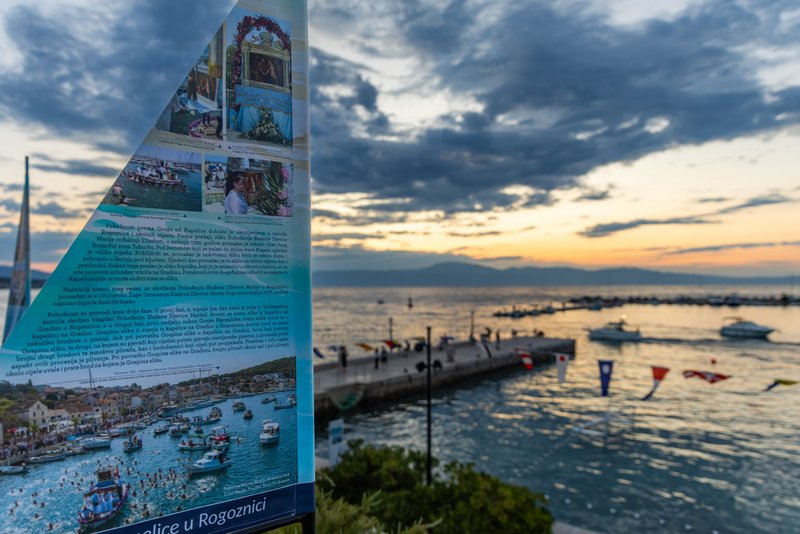 Na krovu DUBoaka otvorena izložba „Jadranska maritimna hodočašća”