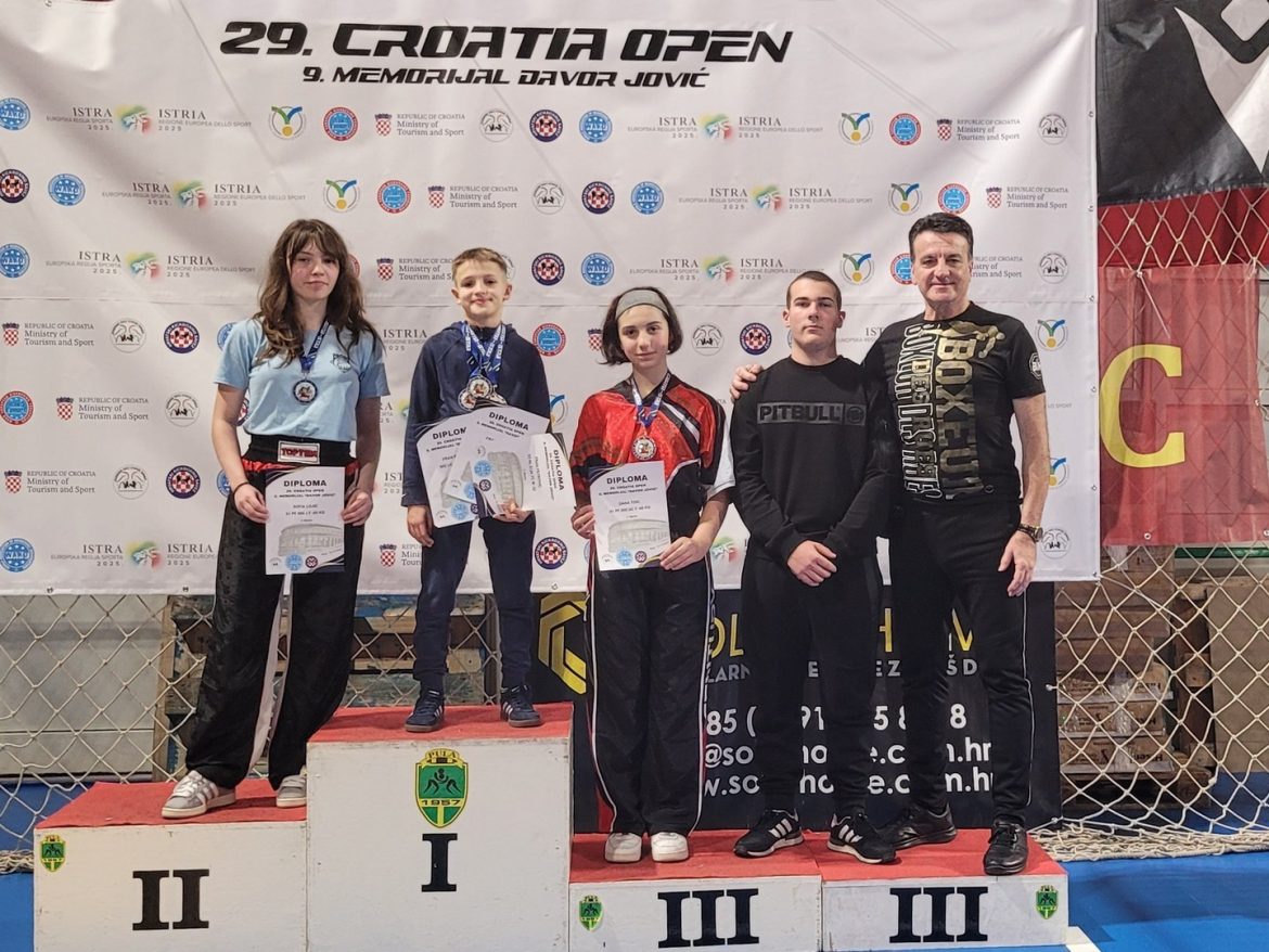 Kickboksači iz Malinske osvojili 8 medalja na „Croatia open“ u Puli – Franu Petroviću zlato, srebro i bronca u 3 kickboxing discipline